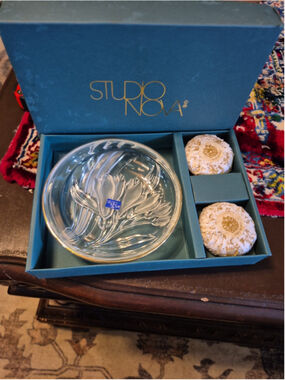 Mikasa Studio Nova Trinket/Soap Dish-Iris Etched Oval Shaped/Japan 1980's/NWT